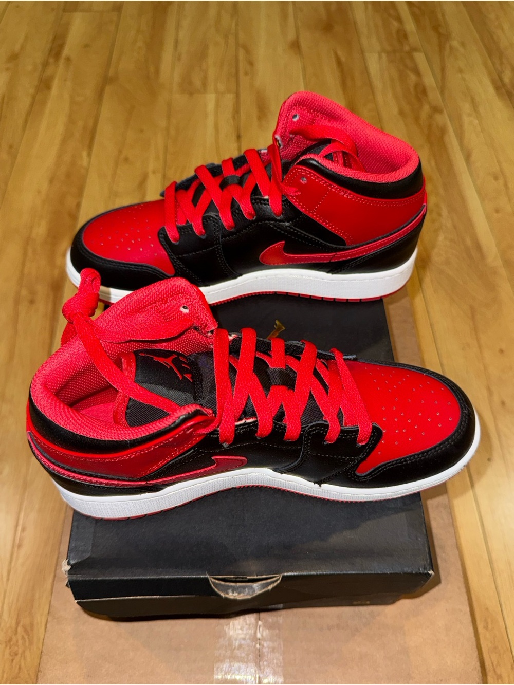 Air Jordan 1 Mid Youth Red and Black Mid-Top Sneakers - Picture 4 of 11